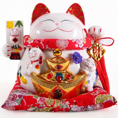 Wholesale maneki neko ceramic lucky cat piggy bank for sale